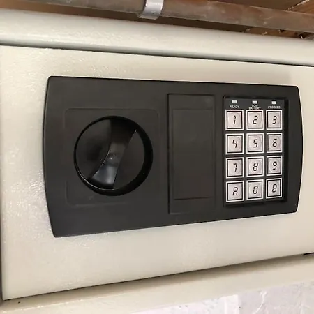 Entier Entree Autonome Ch,sdd,cs Privatives Aussonne